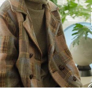 ダブルブレスト チェック柄コート   F0054