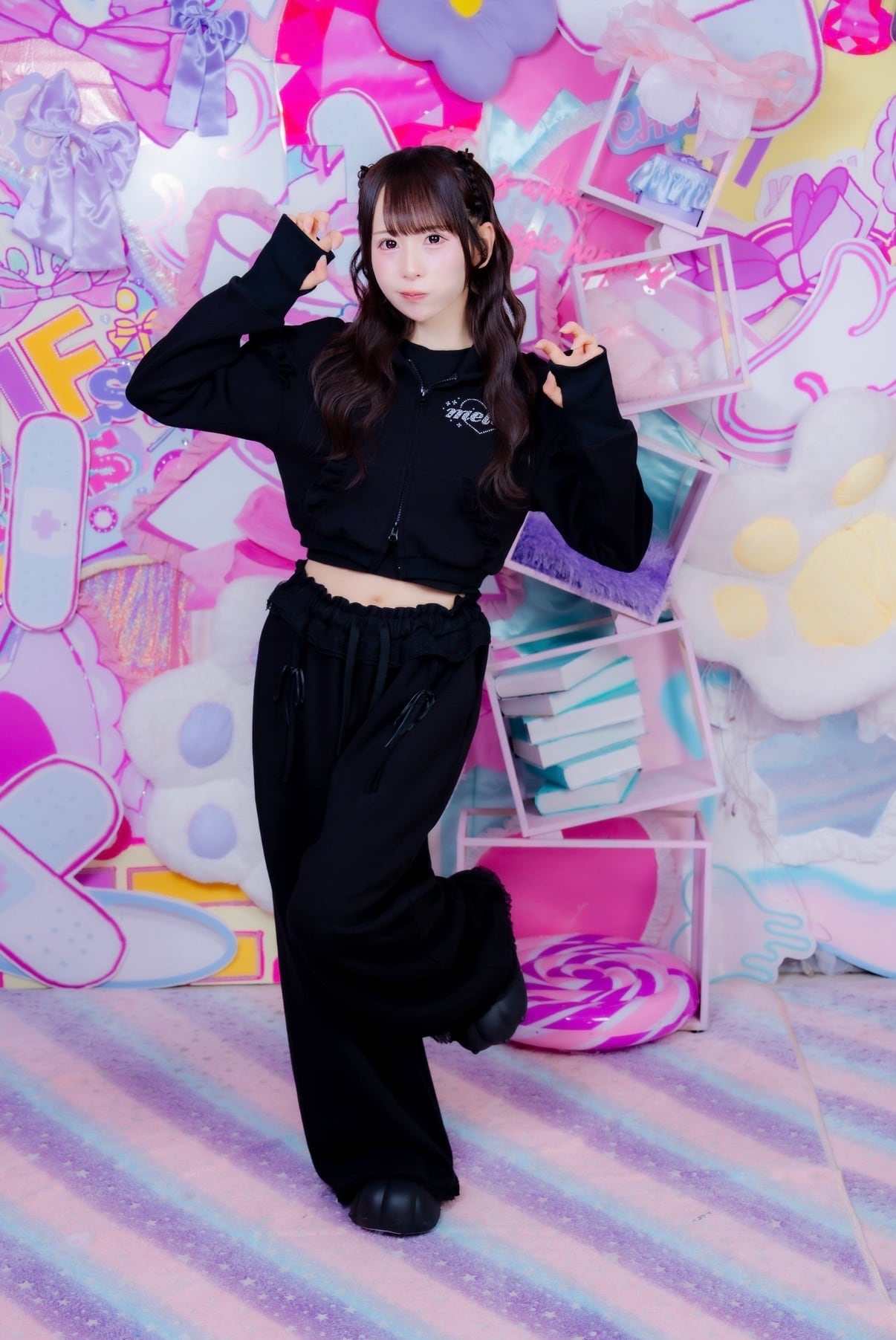 Kitten Frill Zip Hoodie【10月中旬発送】