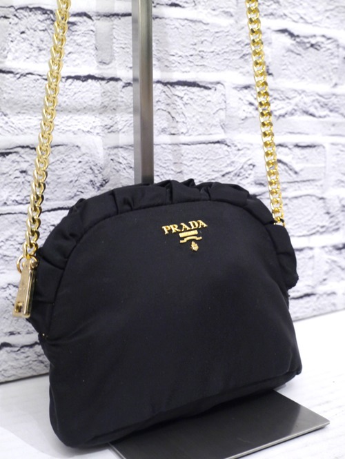 【美品】PRADA プラダ フリルデザイン テスートナイロン クロスボディ チェーンストラップ ショルダー カメラ バッグ ポシェット ポーチ 黒