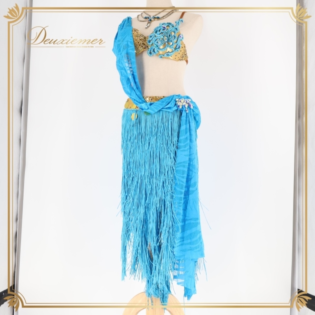 社交ダンス 衣装 ラテン ドレス ワンピース フリンジ デモ 競技 水色 金 ゴールド レース 発表会 パーティ ダンス ゴールド系 ブルー系 ステージ衣装 ダンスレッスン 豪華 目立つ フェスティバル エレガント ビジュー フリンジスカート ダンスウェア レディース 踊りやすい おしゃれ デザイン