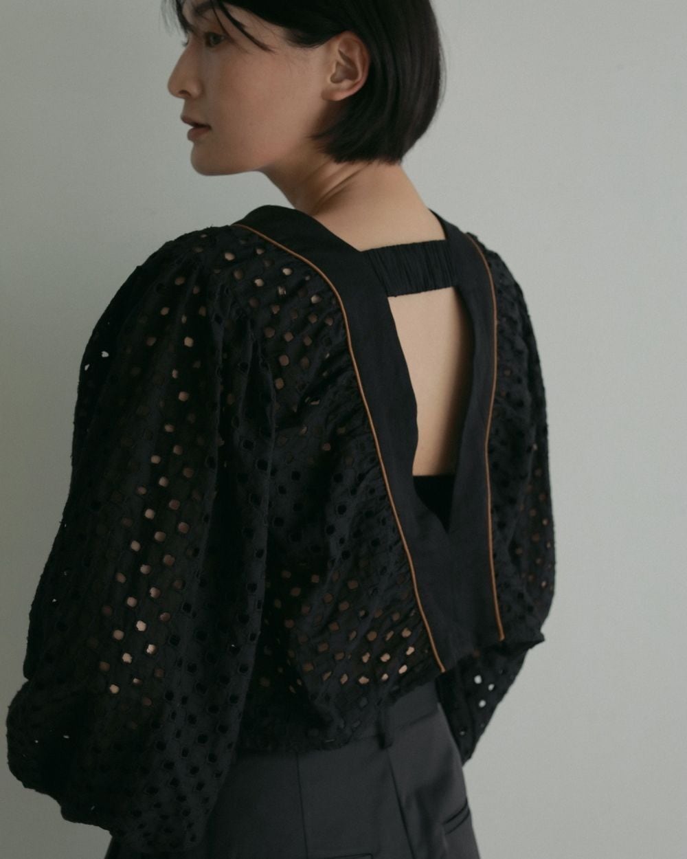 anuke 】Volume Cutwork Blouse | valance 福井｜レディース セレクト