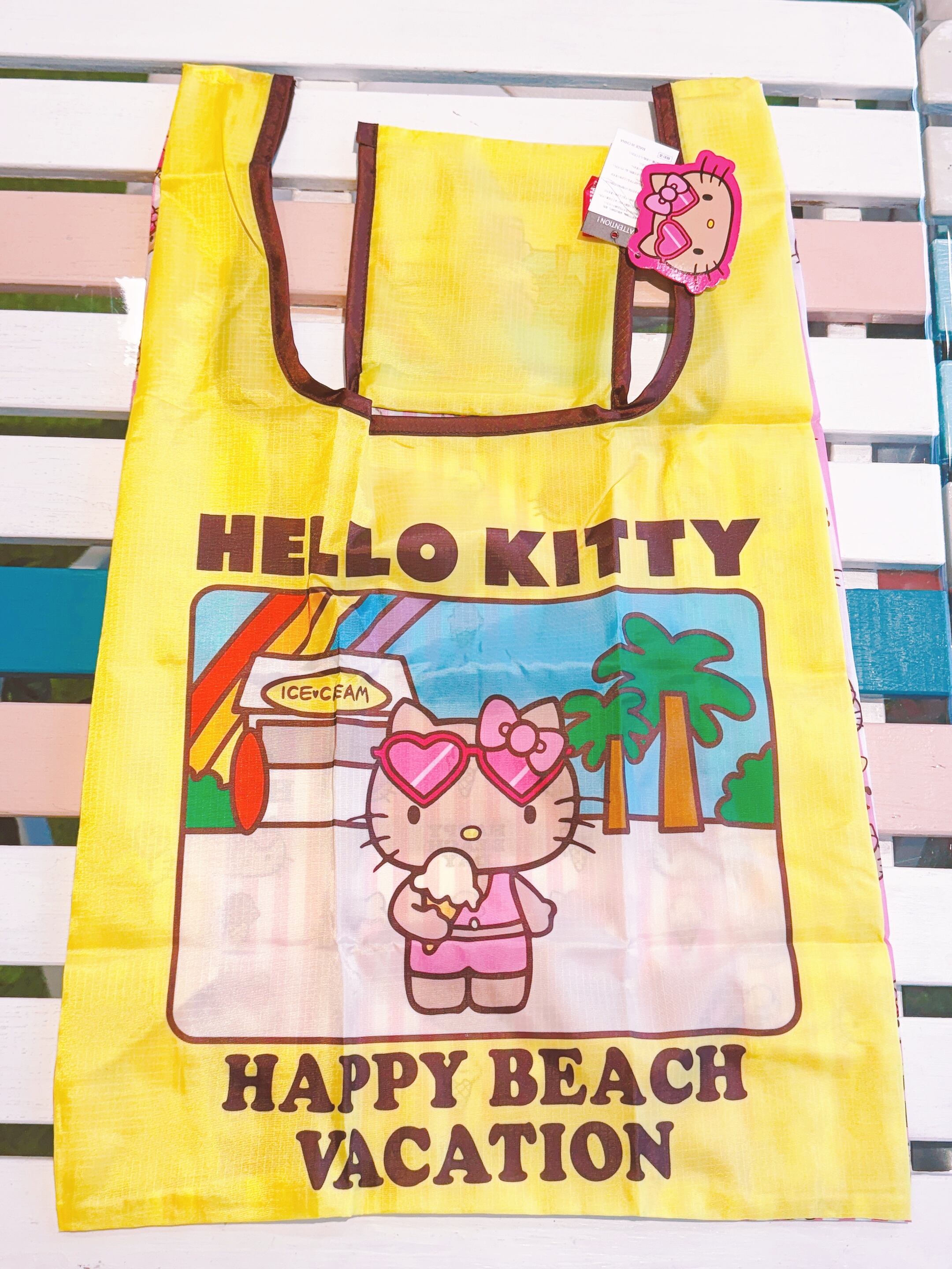 Hello Kitty ハローキティ　イエロー　肩掛けバッグ タオル生地　黄色 Hello Kitty ハローキティ イエロー 肩掛けバッグ タオル生地 黄色
