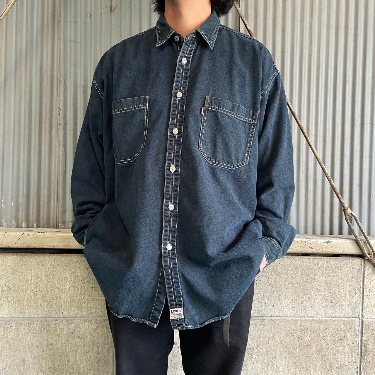 ビッグサイズ 90年代 Levi's リーバイス 長袖 ブラックデニムシャツ メンズ2XL相当 古着 90s ビンテージ ヴィンテージ 黒  大きいサイズ【長袖シャツ】【3anniv】 | cave 古着屋【公式】古着通販サイト