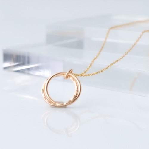 【送料無料】金属アレルギー対応／14KGF ゴールドフィルド"Hammered Double Circle Gold Necklace"