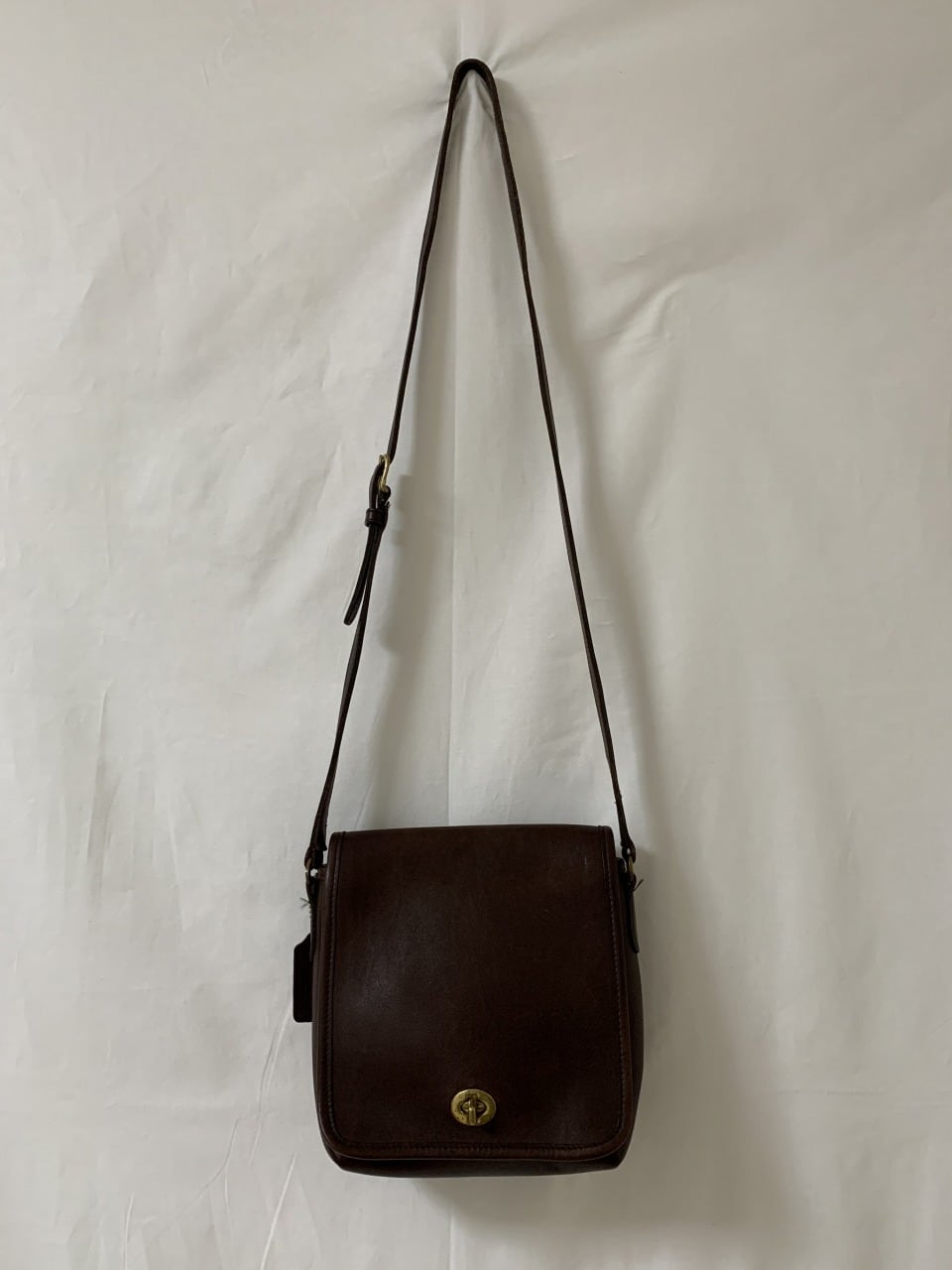 Leather Shoulder Bag "COACH"