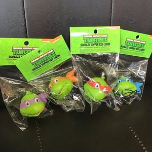 【TURTLES】スクイーズトッパーキーチェーン
