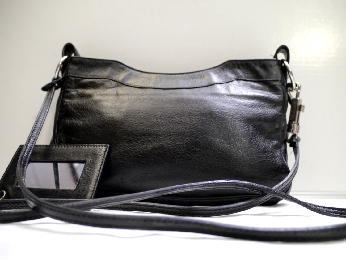 定番◇BALENCIAGA バレンシアガ 男女可 ジャイアントヒップ クロス 