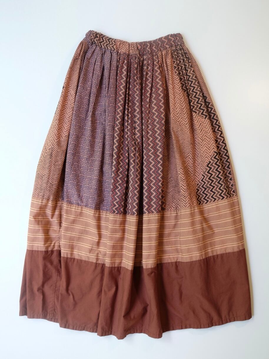Ethnic pattern long skirt