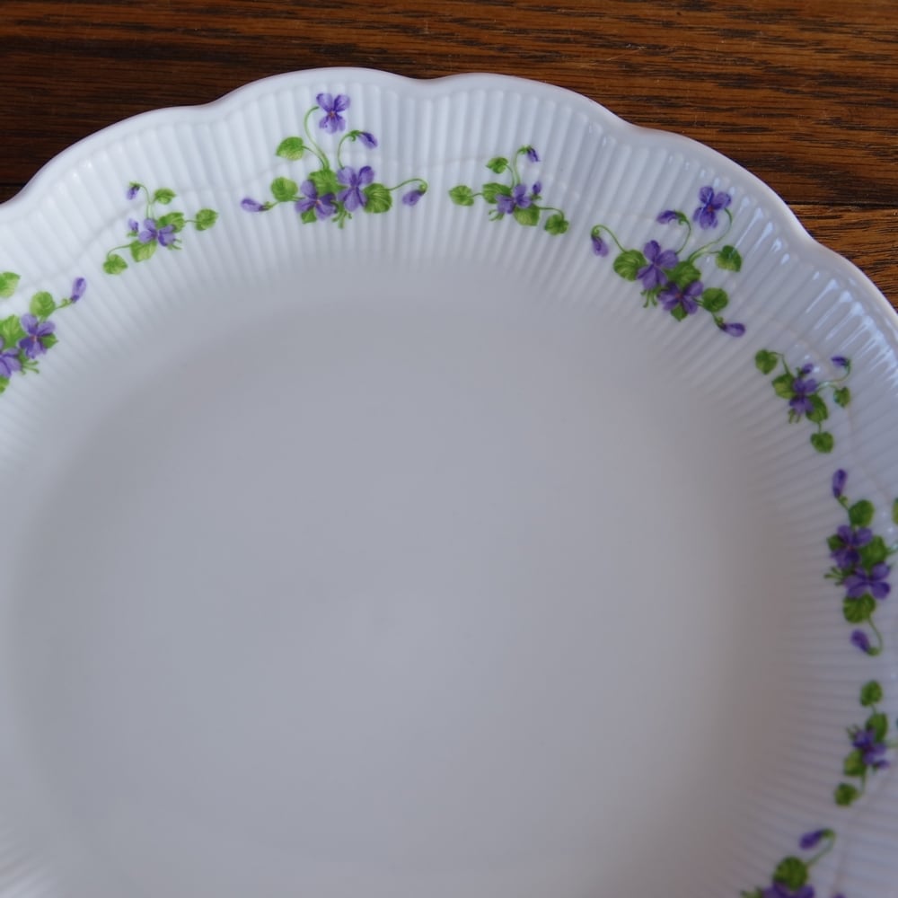ドイツ製ヴィンテージ食器 Kaiser カイザー すみれの花柄 ドイツ製ヴィンテージ食器 Kaiser カイザー すみれの花柄