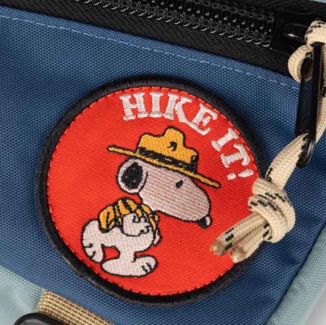 UK発　限定トリプルコラボ・記念コレクション「PEANUTS x TSPTR x TOPO Designs」MINI QUICK PACK Slate Blue/Dark Denim