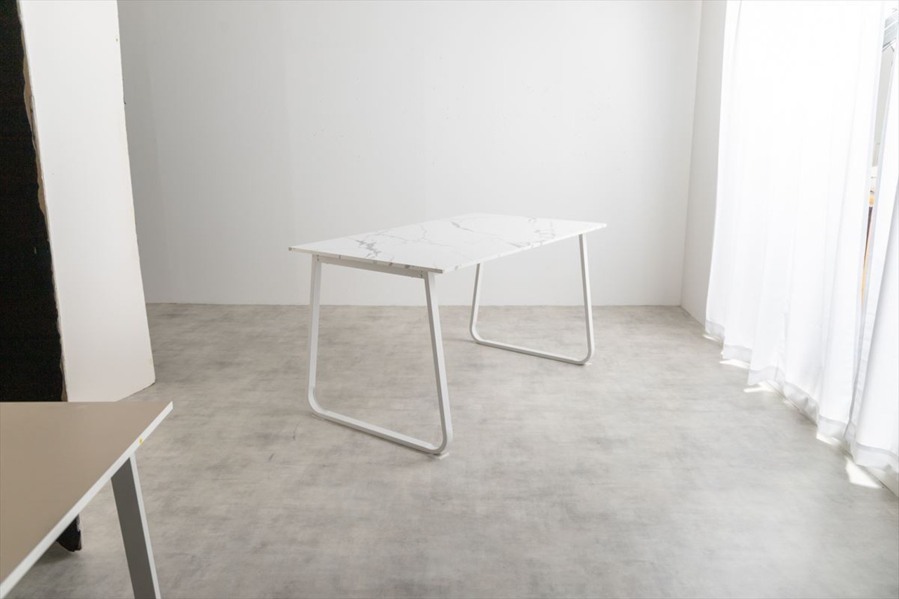 【単品】Shiktak 幅140cmダイニングテーブル