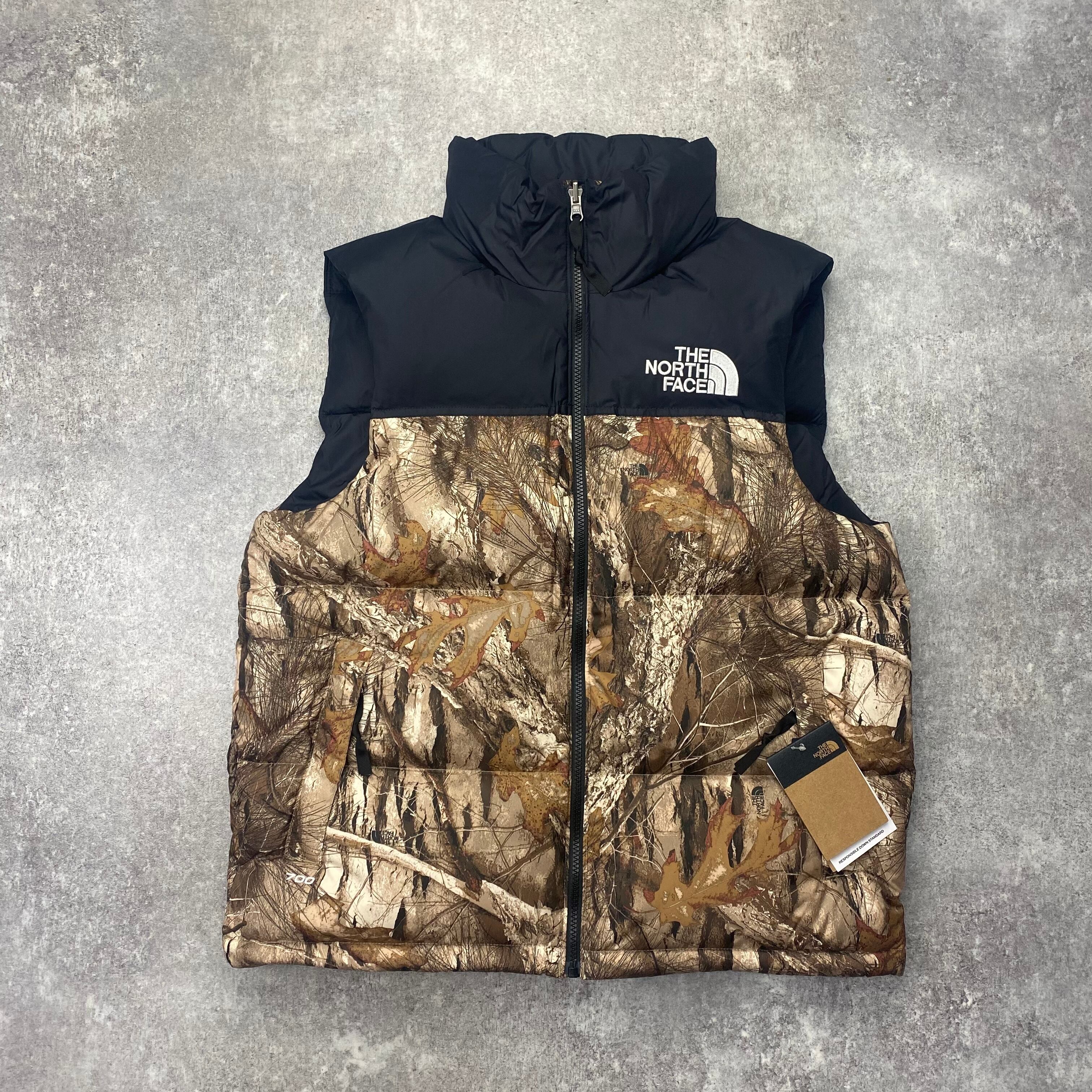 THE NORTH FACE MEN'S 1996 RETRO NUPTSE VEST Kelp Tan Forest Floor