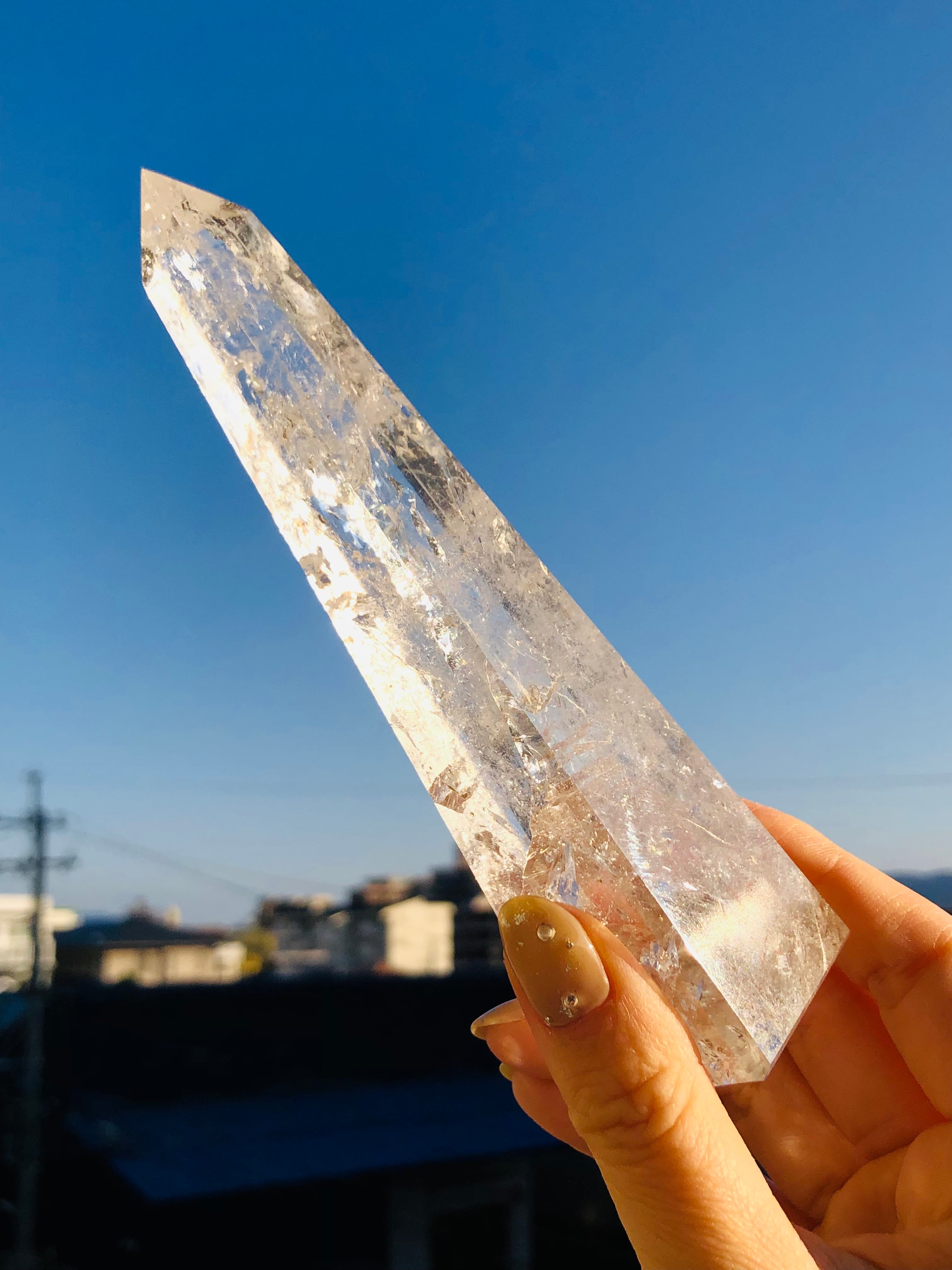 繁栄の象徴✳︎虹入りオベリスク水晶 | 虹色の星