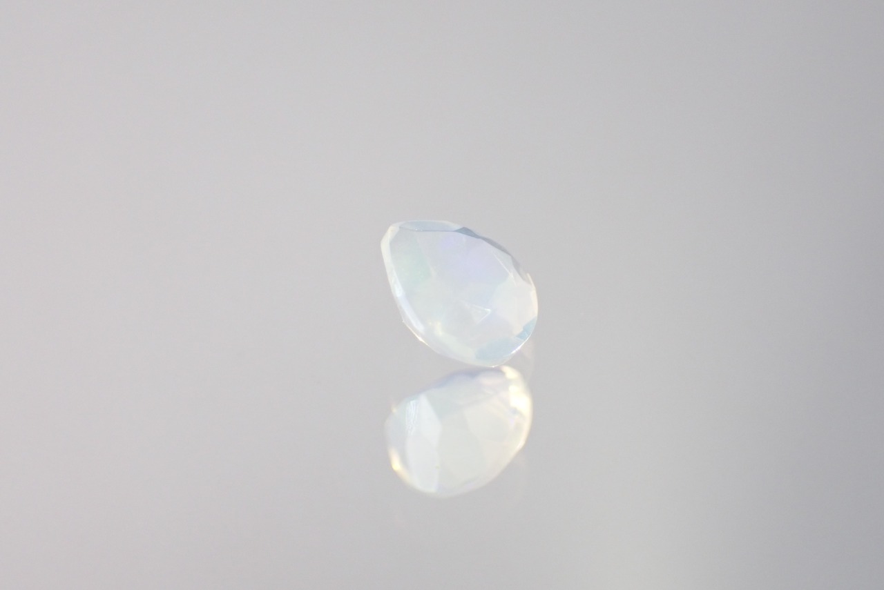 オパール　0.45ct　[C4‐361]