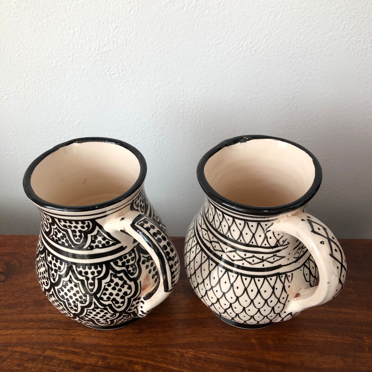 アフリカンスクエアー　陶器ピッチャー型フラワーベース　花瓶