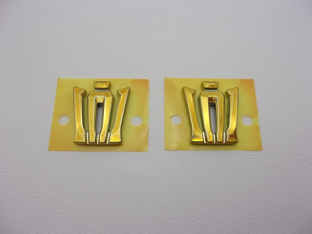 220系 クラウン ゴールドエンブレム ピラーエンブレム (左右セット