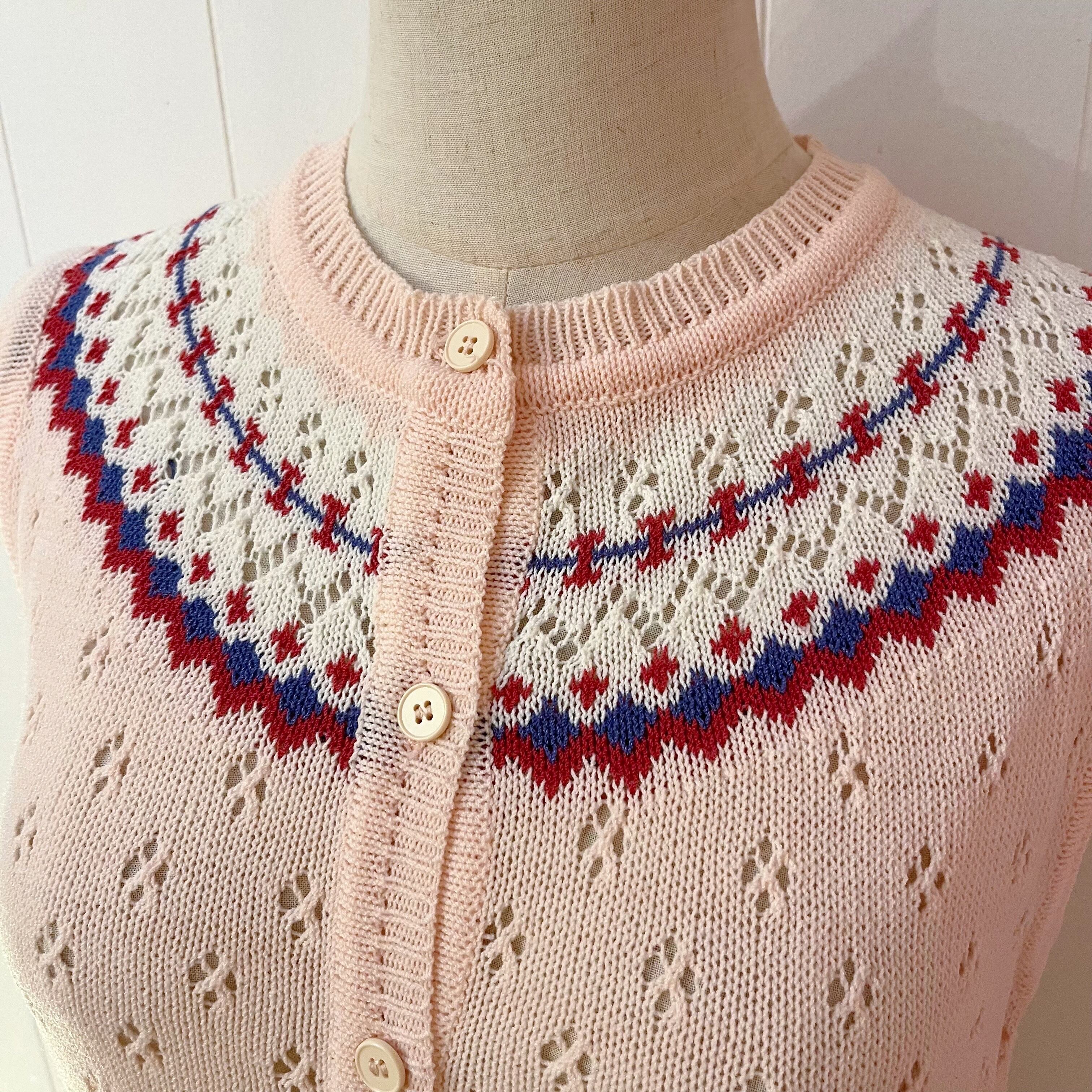 centripetal pattern pink vest