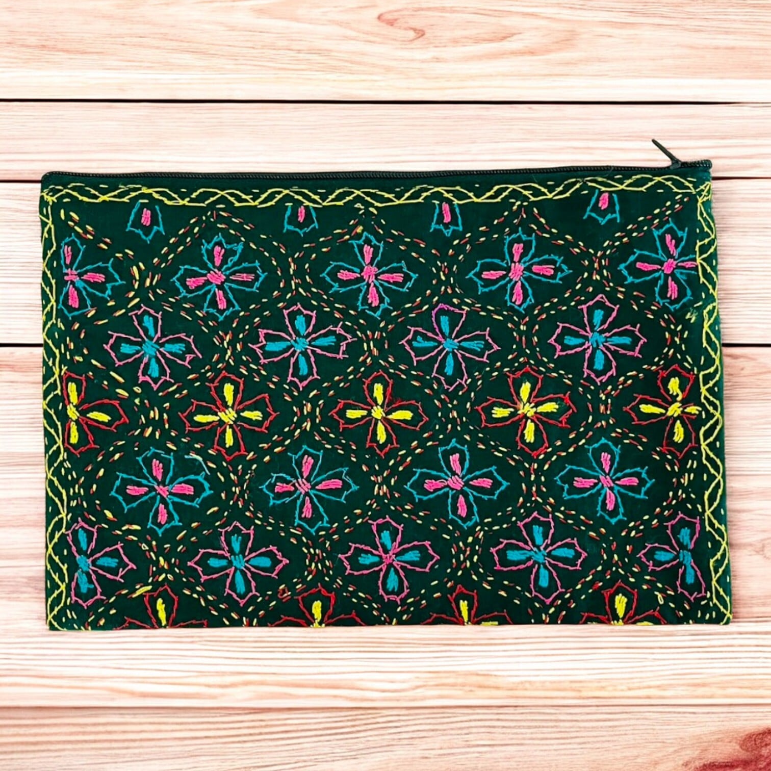 ノクシカタ　額装刺繍絵 ノクシカタ額装刺繍絵