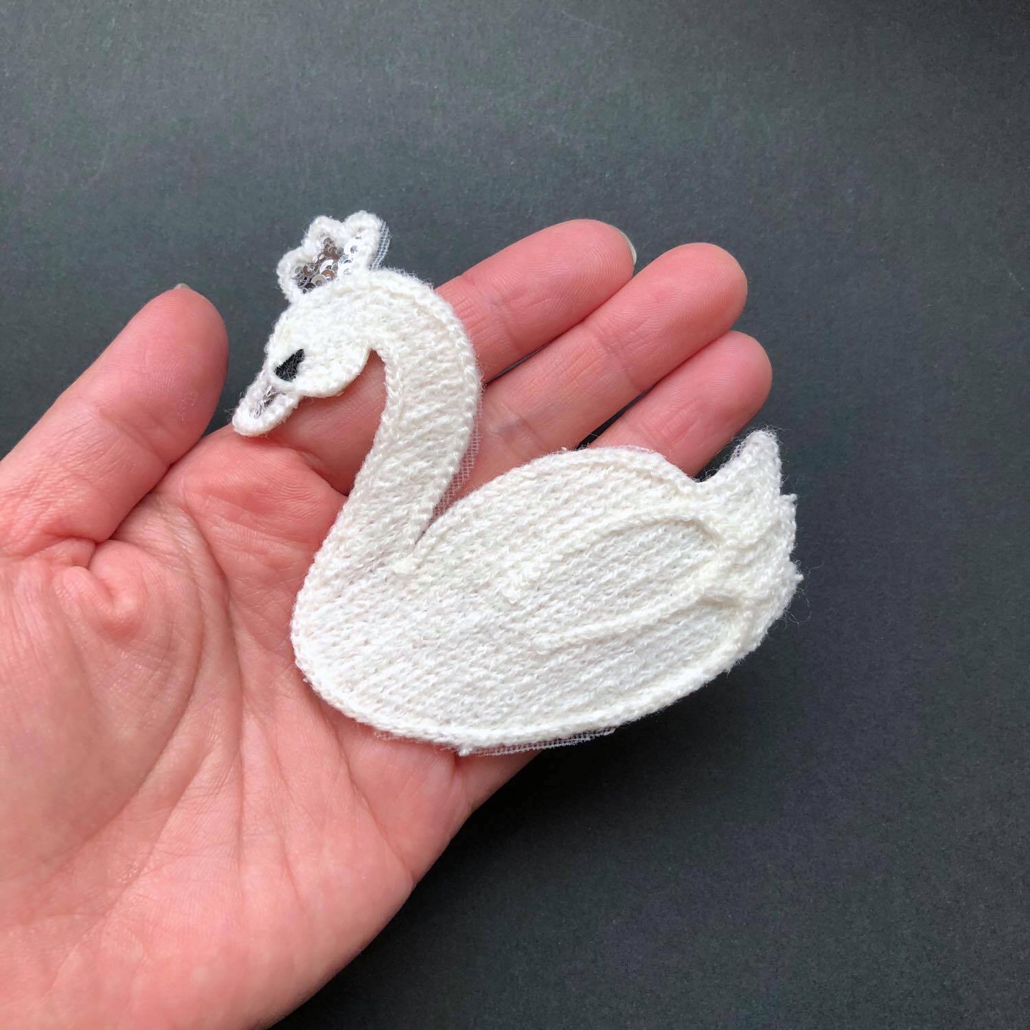白鳥モチーフのワッペン | Dua-アクセサリーパーツショップ