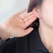 Horseshoe Zircon Pierce