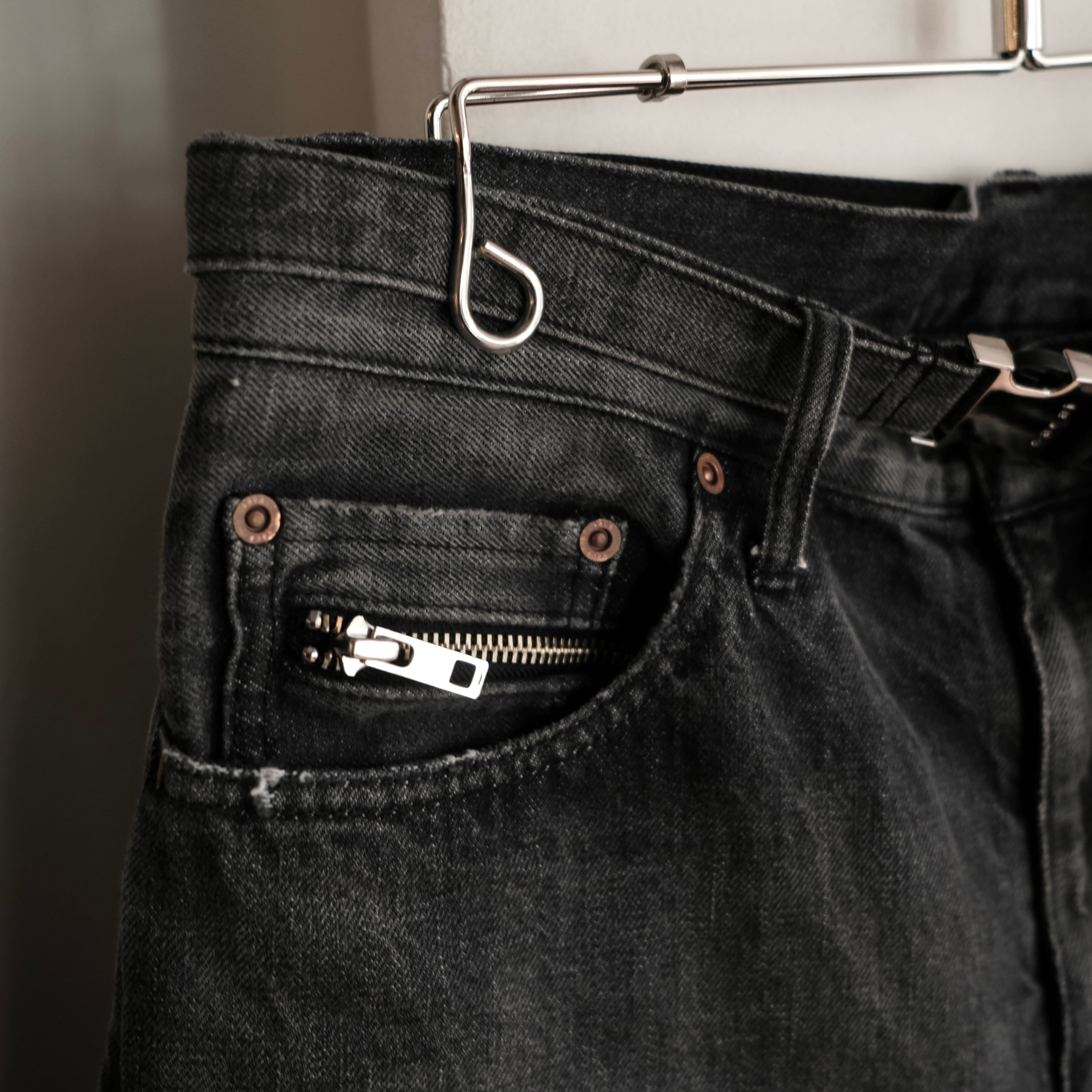 sacai × BEYONDEXX 26SS WIDE DENIM PANTS | safarionline