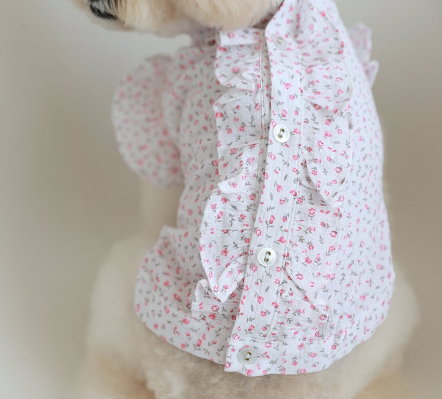 luv flower frill blouses S ~ XL 2color / ドッグウェア 犬服 フリル袖 ブラウス 袖なし 可愛い 犬の服 春夏 新作 花柄 シャツ おしゃれ top160