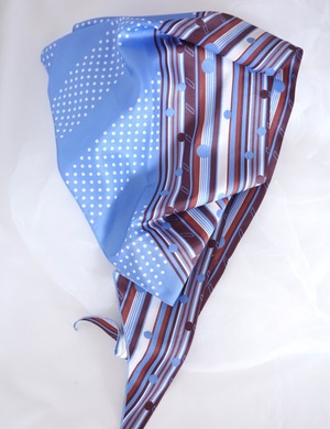 ON SWITCH SCARF｜Saxe Blue