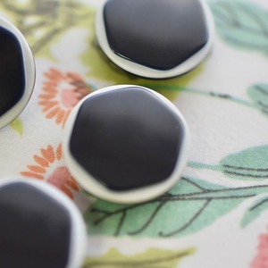 フランス ネイビーヘキサゴン× ホワイト 17㎜