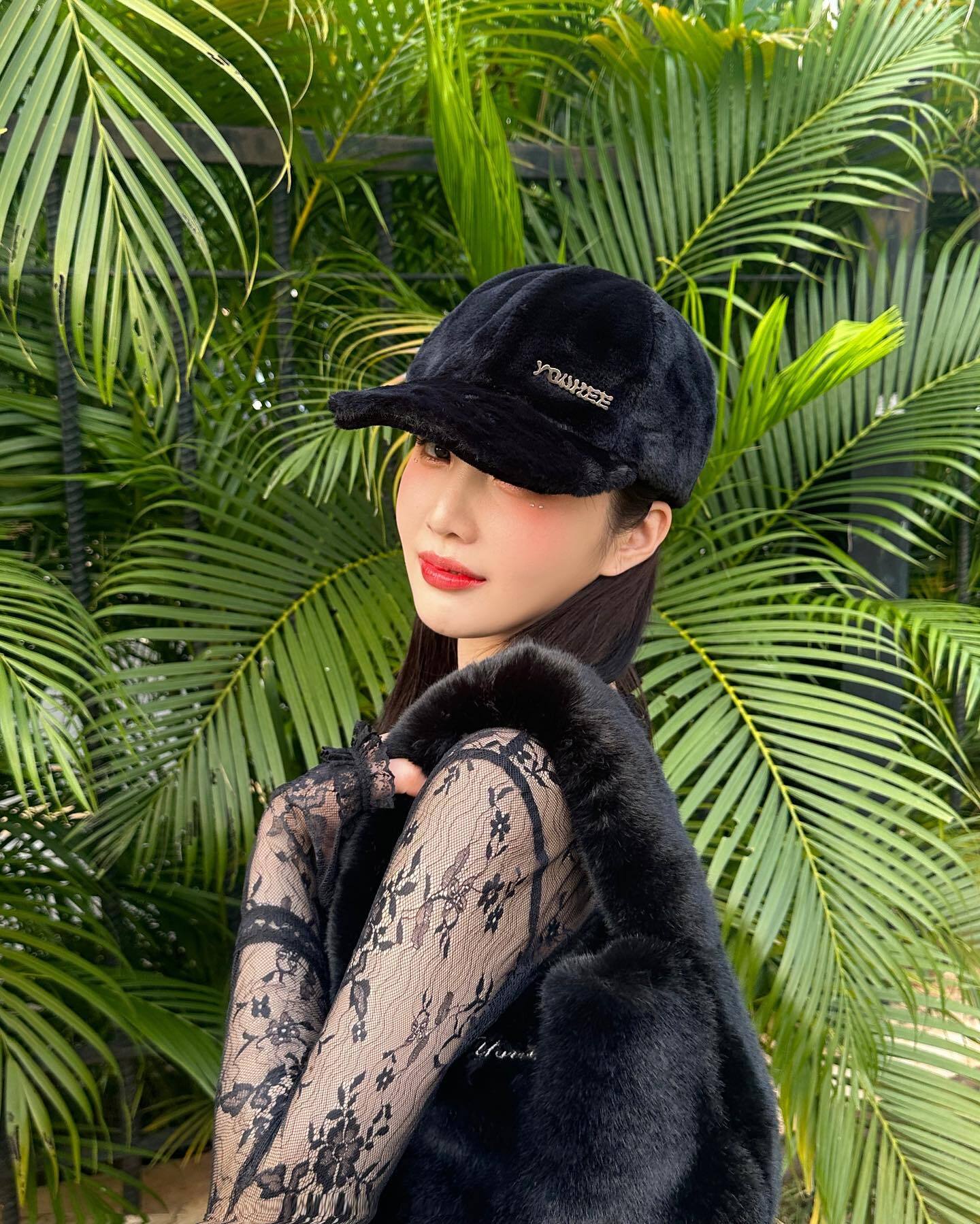 Red Velvet ジョイ着用★YOUHEE★韓国★3COLORS FUR BALL CAP ☆Red Velvet ジョイ 着用!!【YOUHEE】YOUHEE FUR BALL CAP