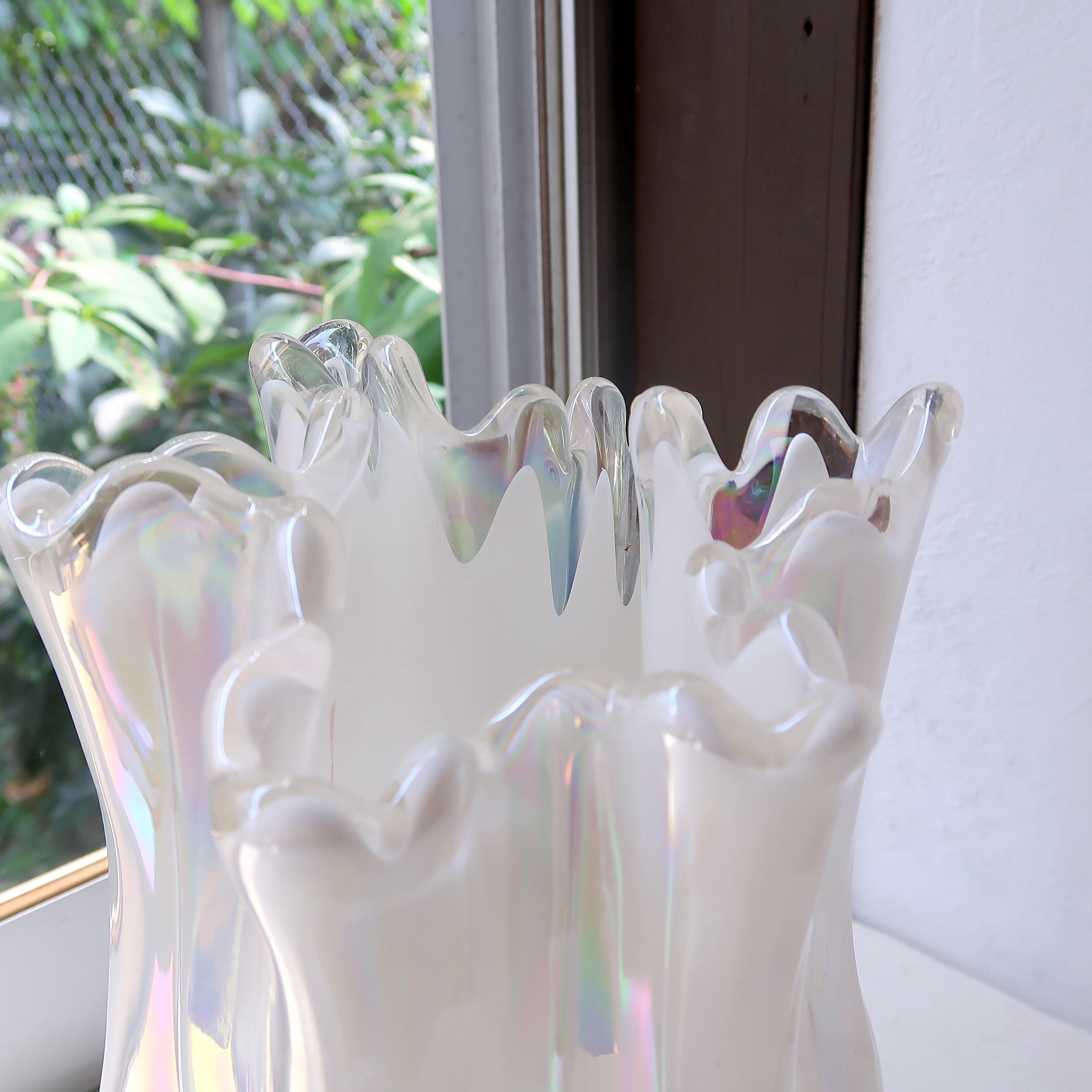 手作り一品もの花瓶白色高級感オーロラ