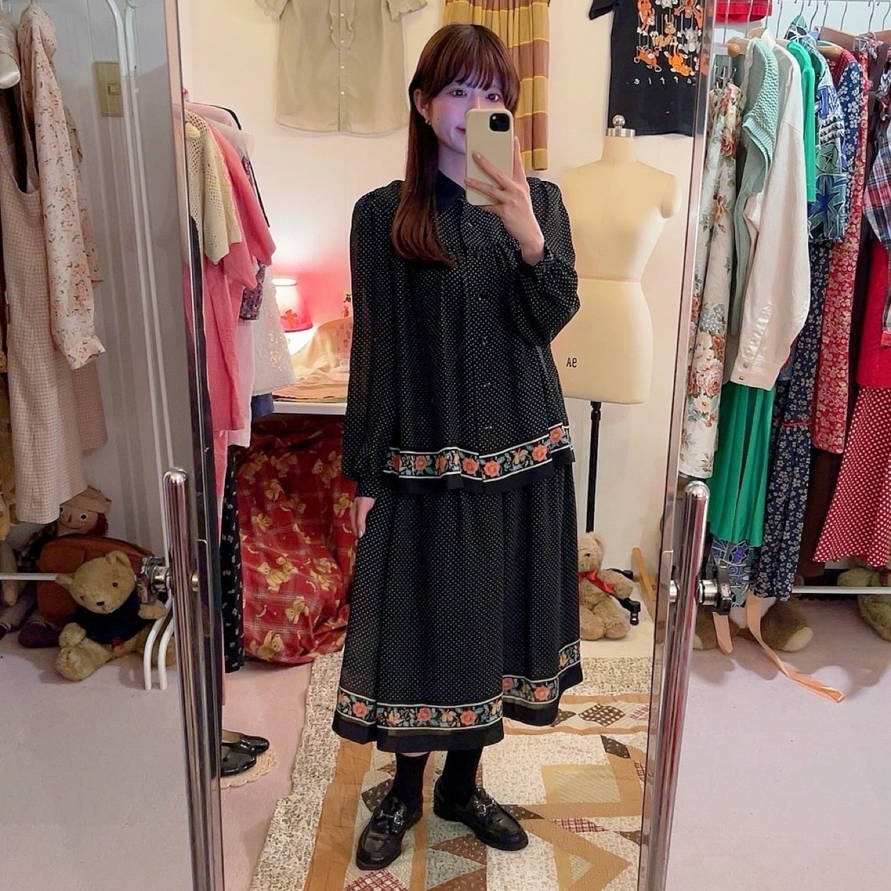 flower line black dot set up