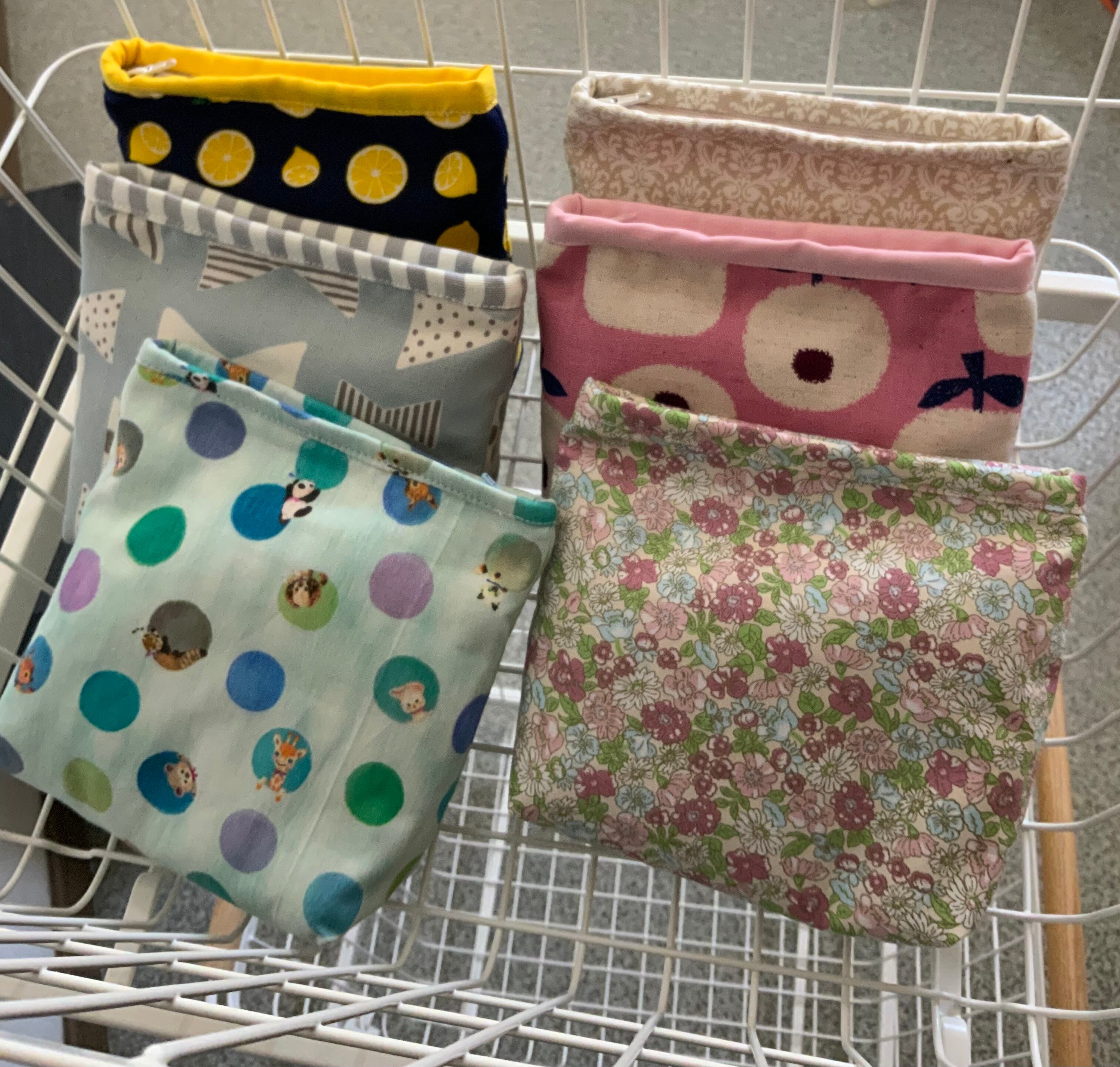 サニタリーポーチちょっと大きめ(レモン） | よつ葵 ハンドメイドのお店