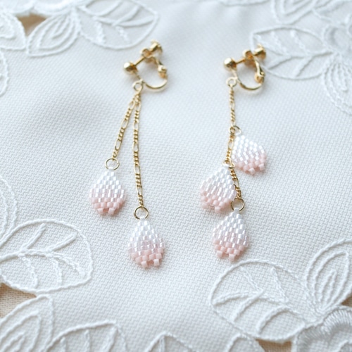 【受注生産】桜の花びら 耳飾り