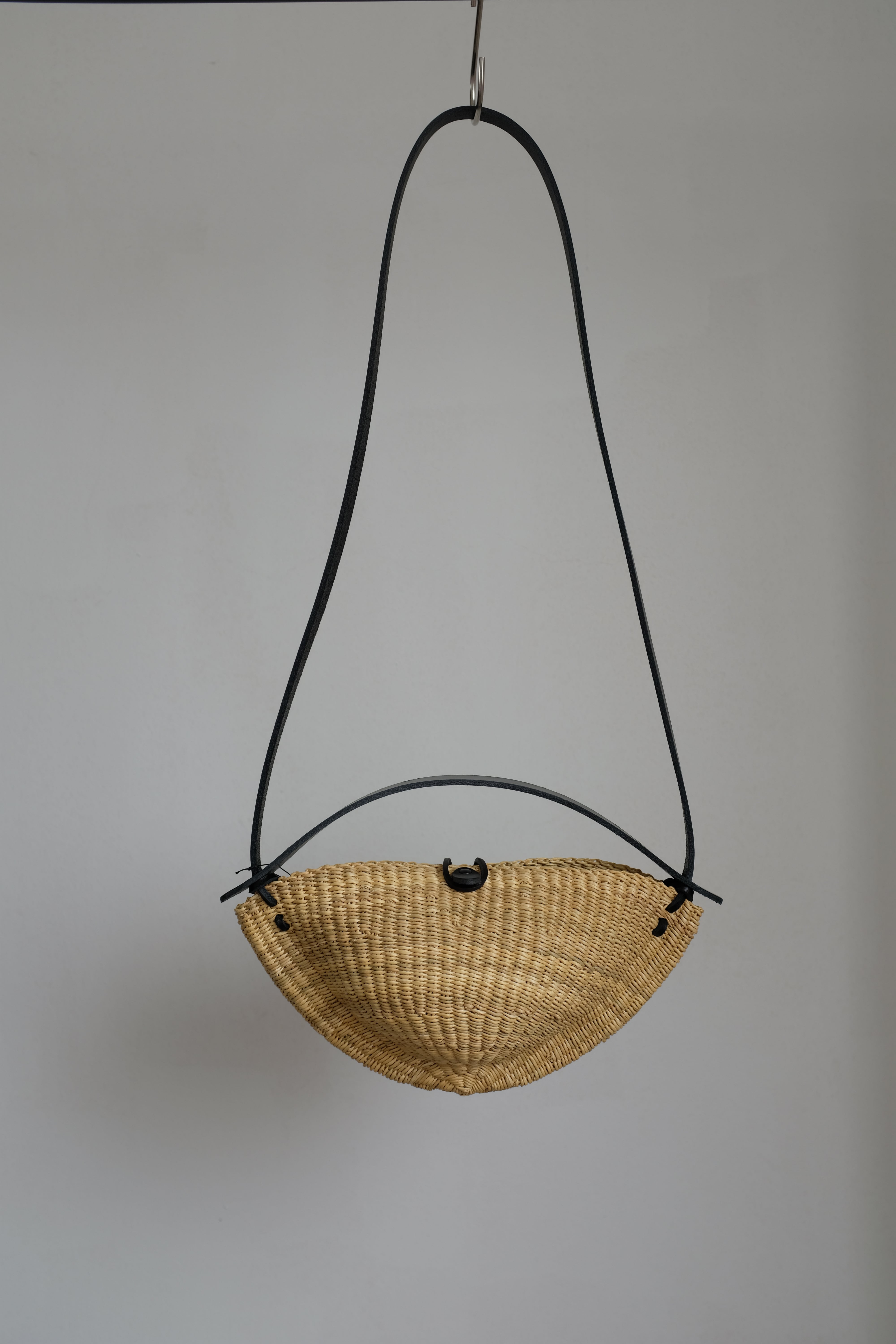 Ines Bressand]N.33S SMALL WALNUT SHOULDER BAG | YES-姫路の美容院と