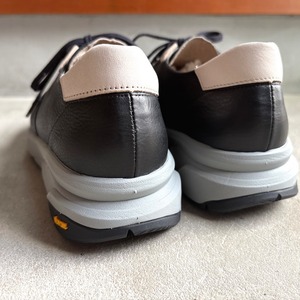 men's HAND MADE leatherスニーカー　Vibram sole　Black