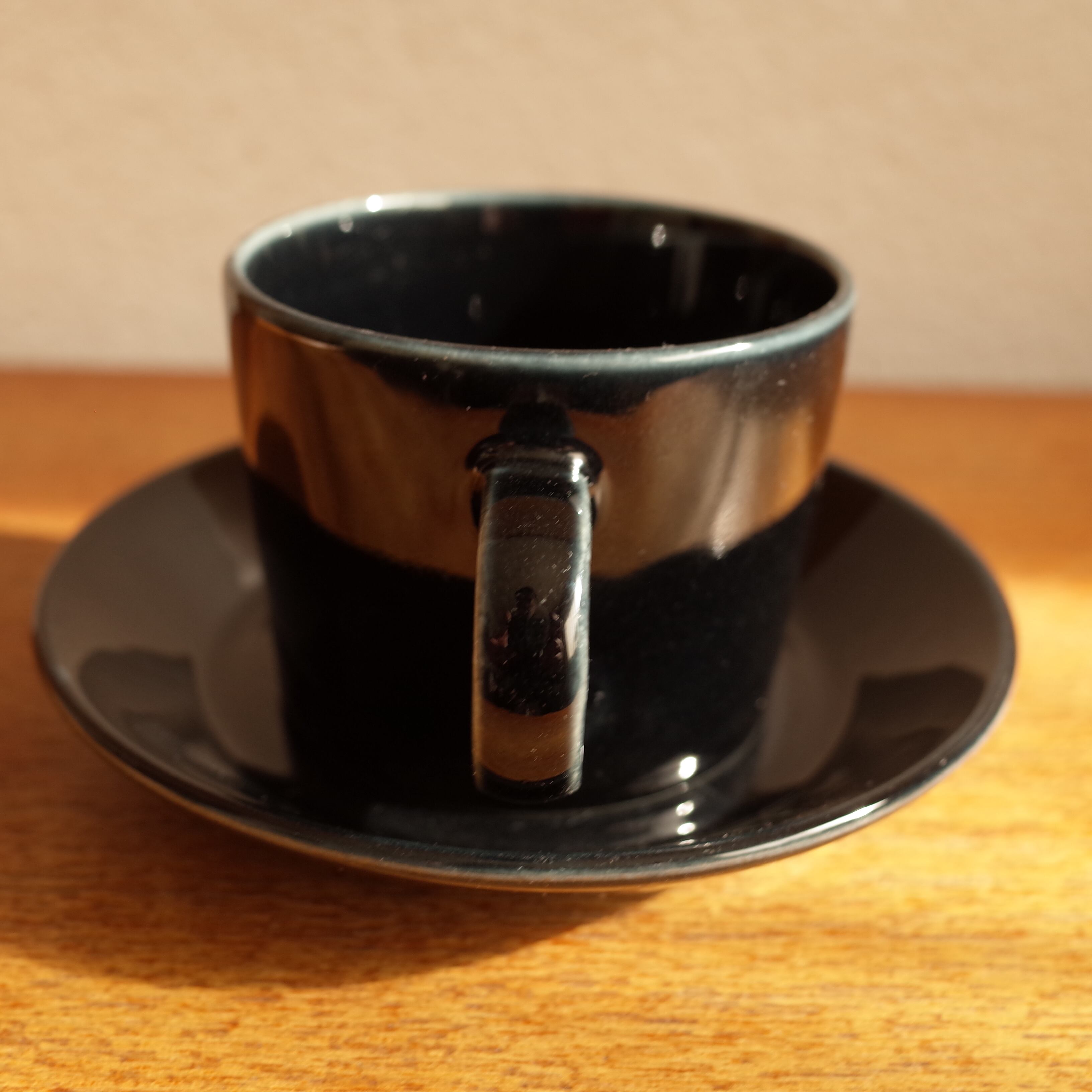 ARABIA/アラビア 『KILTA（キルタ）』 カップ&ソーサー ブラック 001