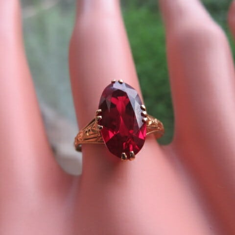 アンティーク K18合成ルビーの繊細なリング