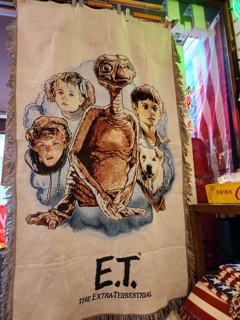 E.T. タペストリー ラグ | 雑貨株式会社