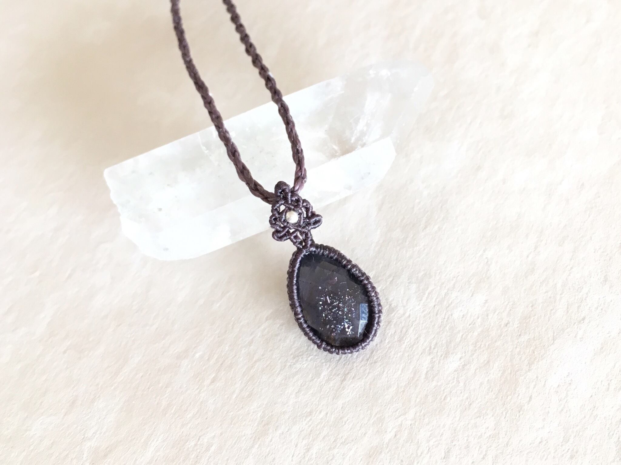 アベンチュリンアイオライト macramé necklace