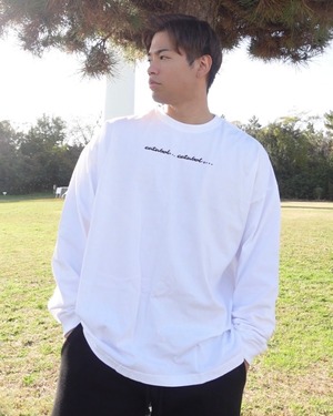 ビッグシルエット 長袖Tシャツ "カタボル"【ホワイト】《S-XL》