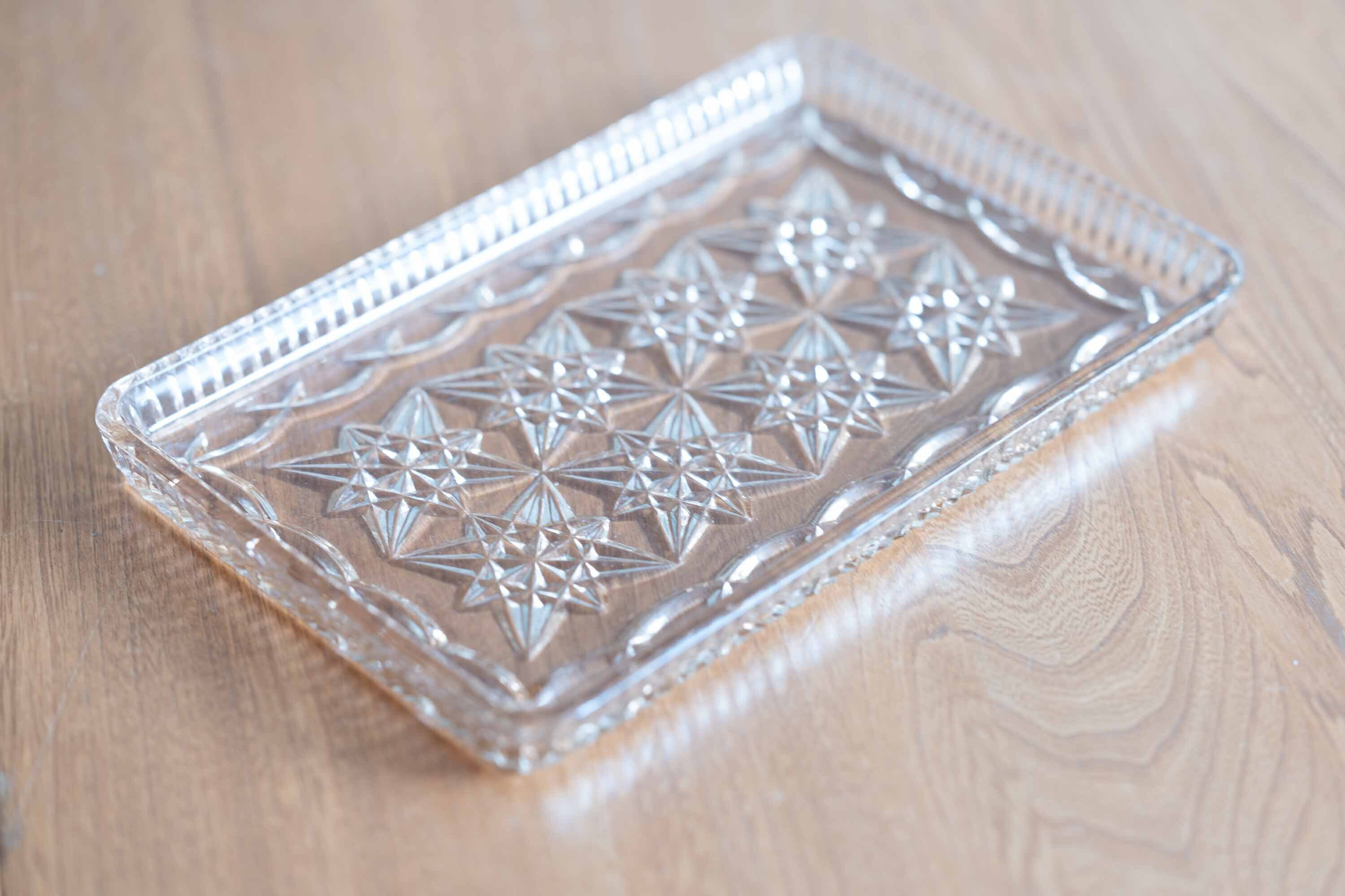 英国アンティーク ガラス製 ドレッサーセットのプレートのみ