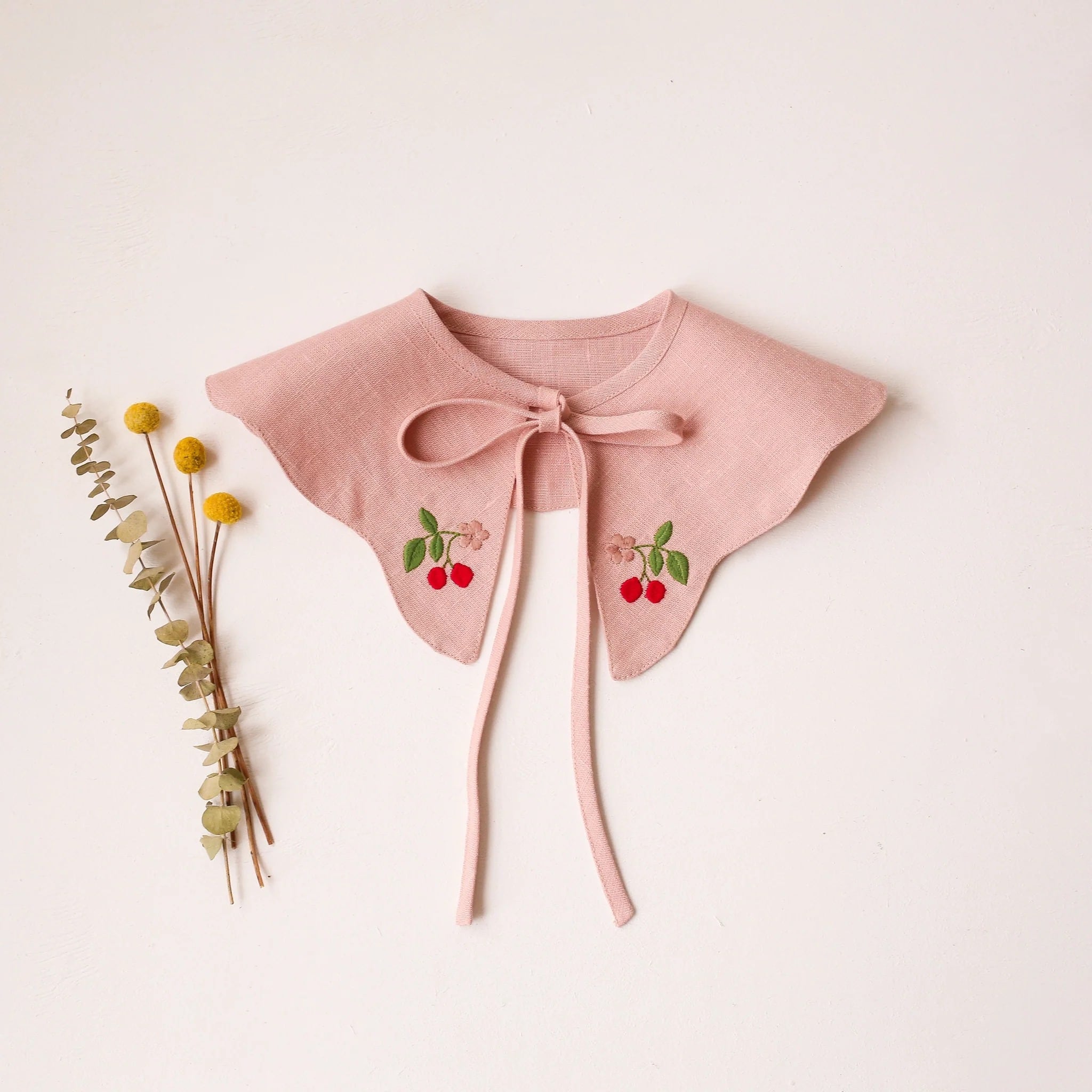 【予約】Dannie and Lilou / LINEN / Detachable Scalloped Collar