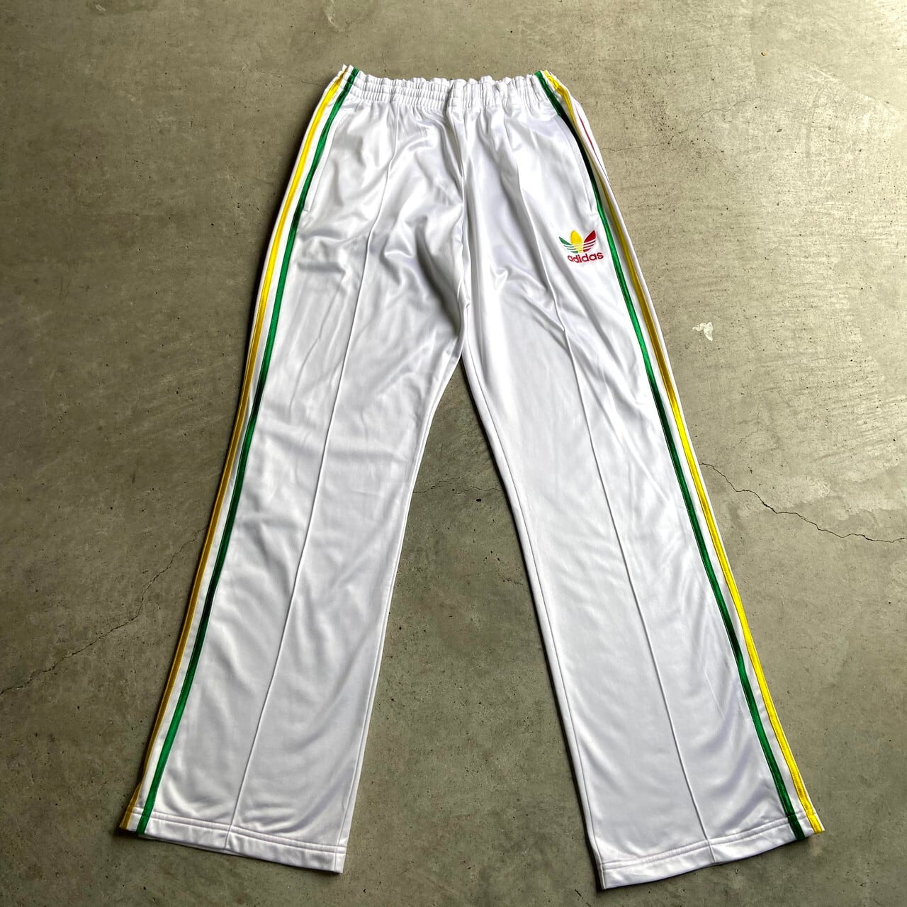 Adidas アディダス ラスタカラー ワンポイントロゴ フレア ジャージパンツ メンズm 古着 ホワイト 白 ロングパンツ Cave 古着屋 公式 古着通販サイト