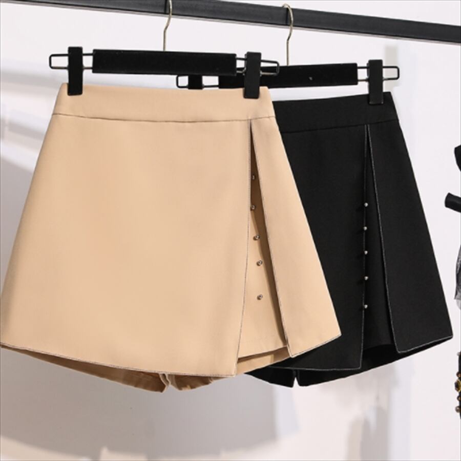 大人可愛いショートパンツ 無地 ウェストゴム キュロットスカート Aライン フレア シンプルデザイン こなれ感 カジュアル 春 お出かけ 女子会 街角のカフェテラス