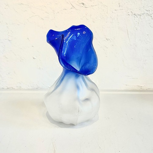 Nikolas Weinstein Sculptural frosted art glass vase