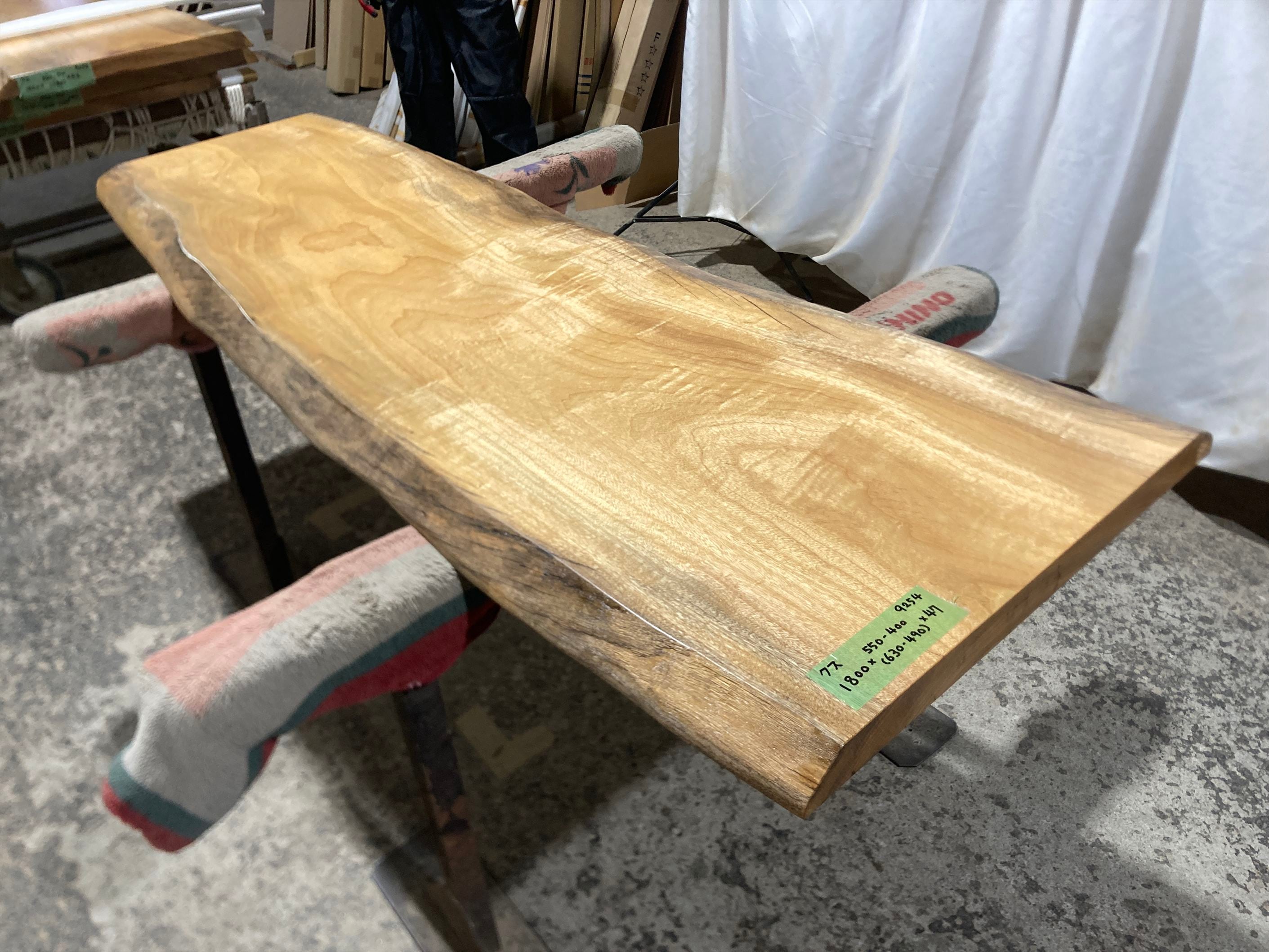 クス9254 楠 一枚板無垢材 1800x550-400x47mm ダイニングテーブル ローテーブル センターテーブル 天板 樟 くすのき