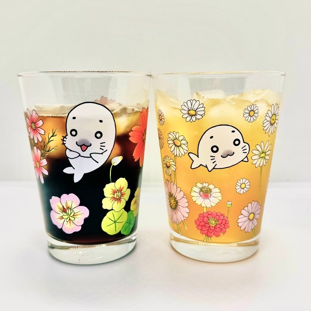 ゴマちゃんの花柄タンブラー | ゴマちゃんホンポ