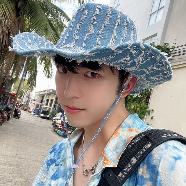 【予約販売】ハット メンズ ツバ広 帽子 デニム アウトドア キャンプ 屋外 日焼け防止 UV対策 紫外線 ブラック/ホワイト/ベージュ/カーキ/グレー 登山 釣り ストリート スポーティー こなれ感 お洒落 韓国 トレンド