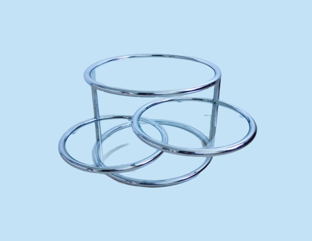 TRANSFORMABLE GLASS TABLE