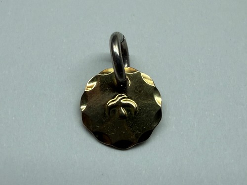 美品　k18太陽メタル　最新キャスト1.45g